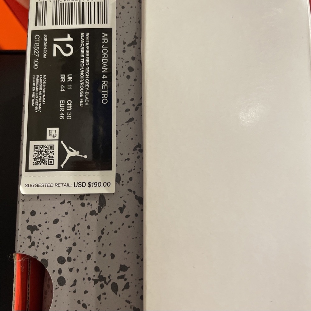 Jordan 4 Retro White Oreo (2021) *LIGHTLY WORN* - Picture 4 of 7